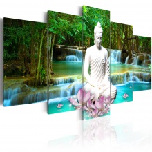 Kép - Ülő Buddha a vízesésnél