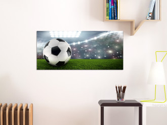 Kép - Focilabda a stadionban